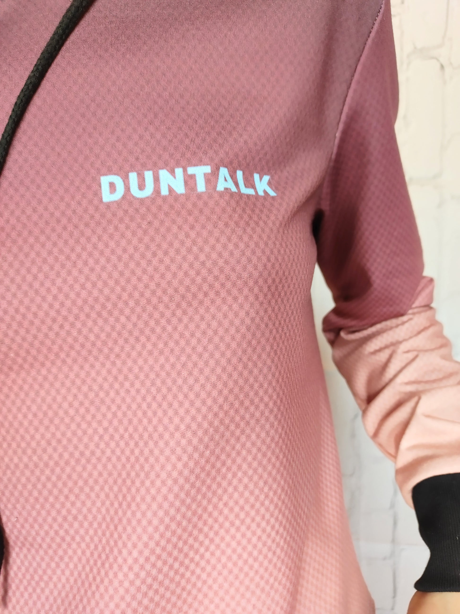 Duntalk "Ball IQ" Basketball Crop Hoodie e-joyer